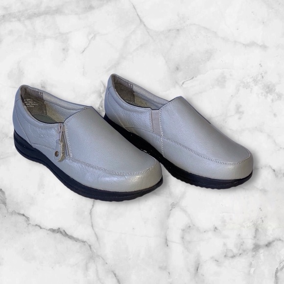 Dr. Scholls Gray Slip-On Loafers size 10M - Picture 1 of 4